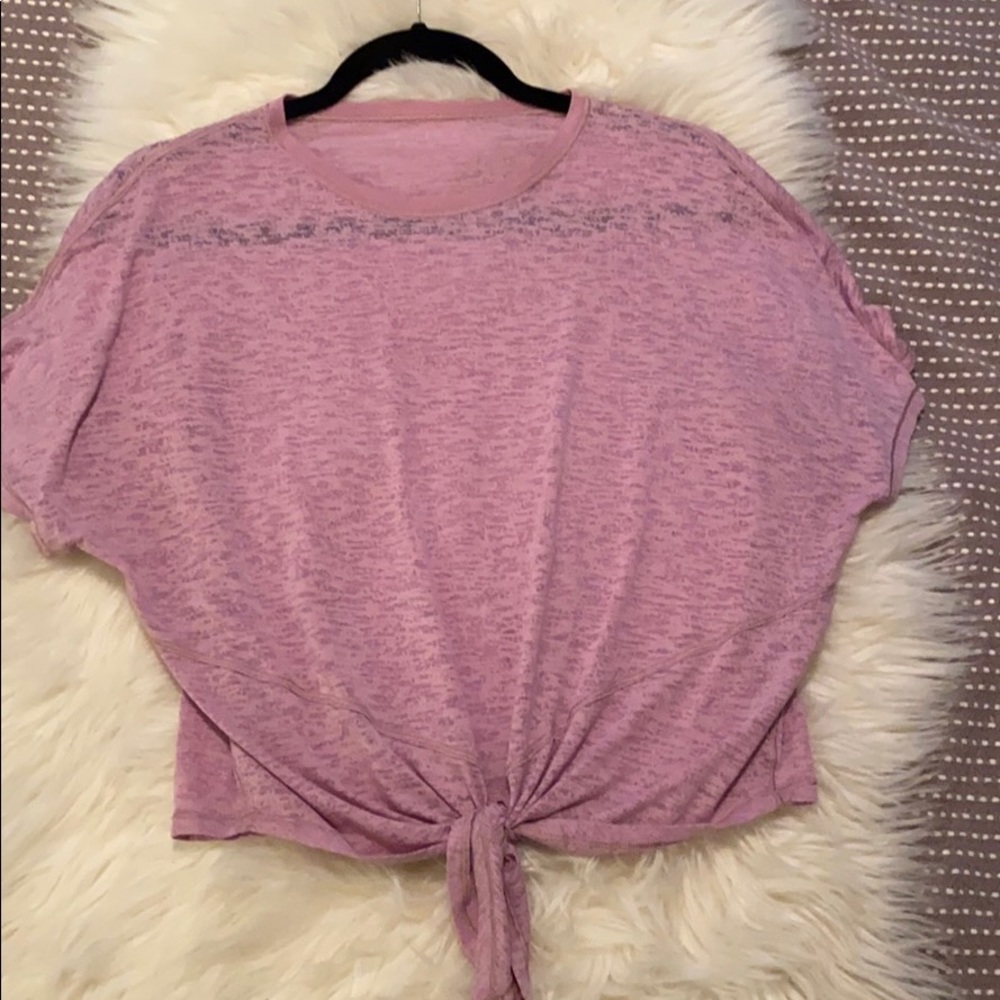 Lululemon top